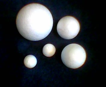Gömbök